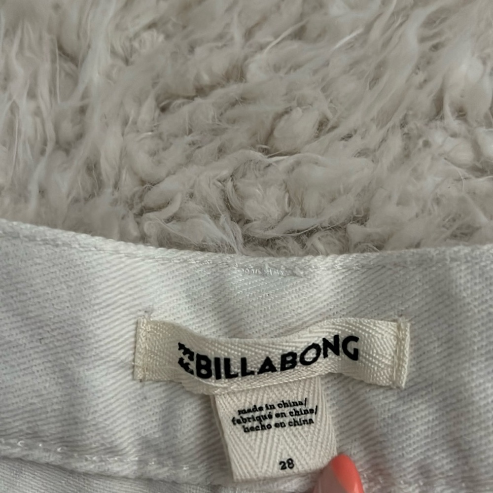 Billabong white denim shorts - Picture 3 of 3